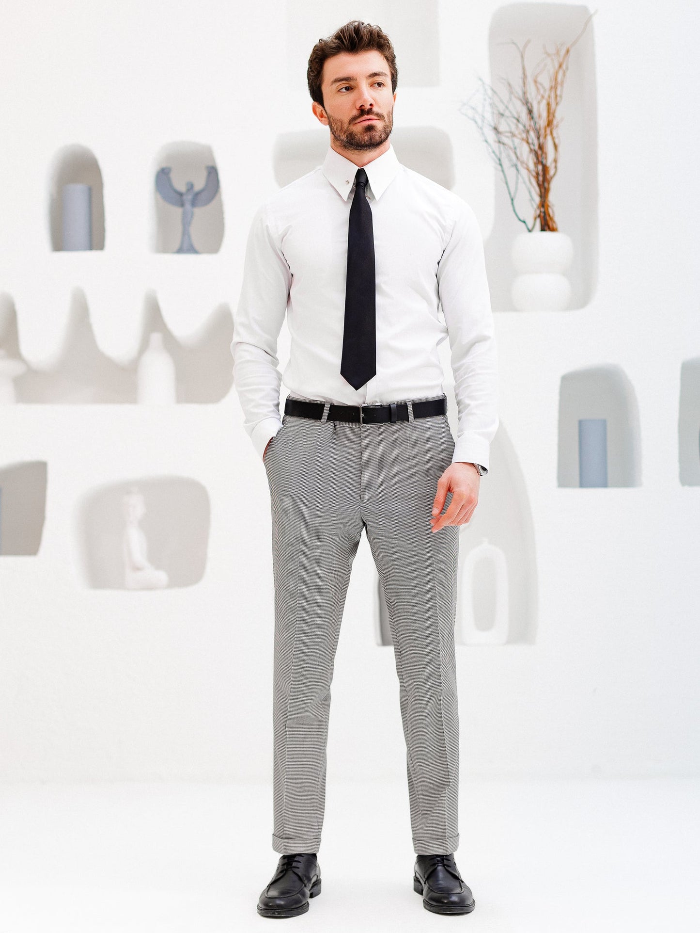 White Houndstooth Mid Waist Slim-Fit Pants VIOSSI