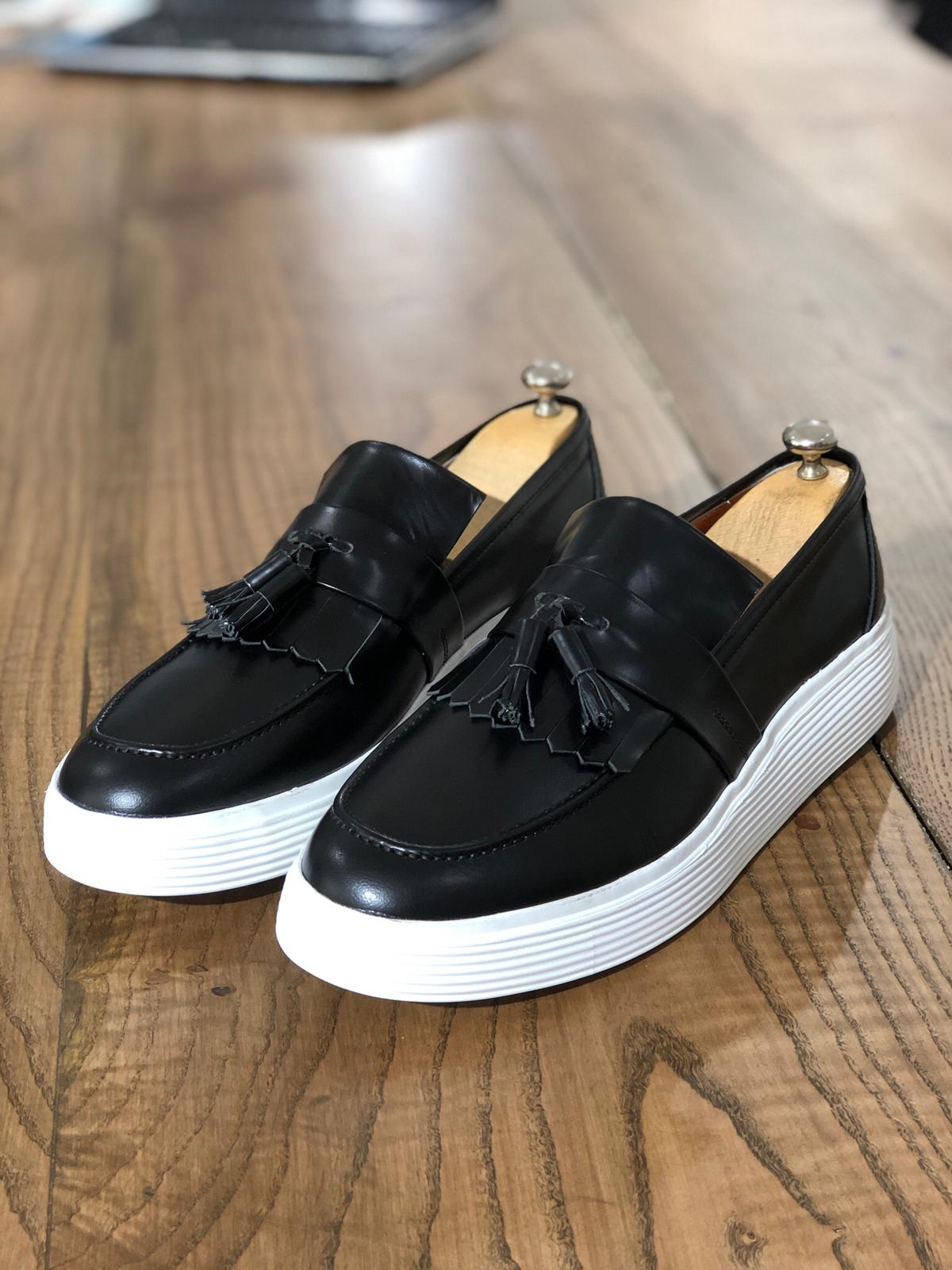 Calf-Leather Shoes in Black (Limited Edition)