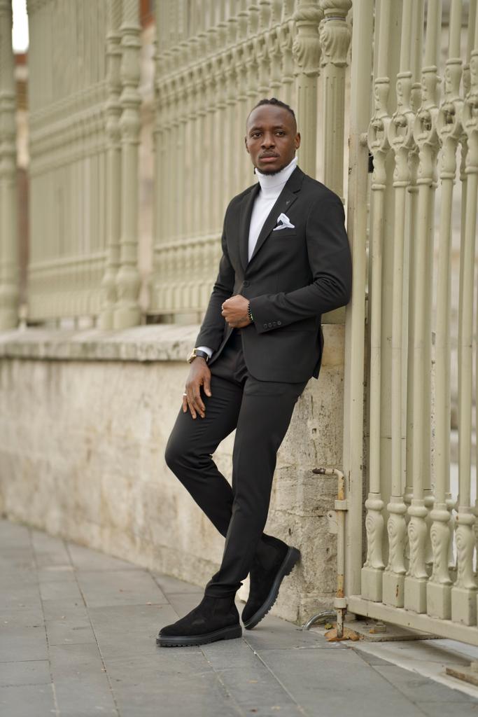 Full Black Suit