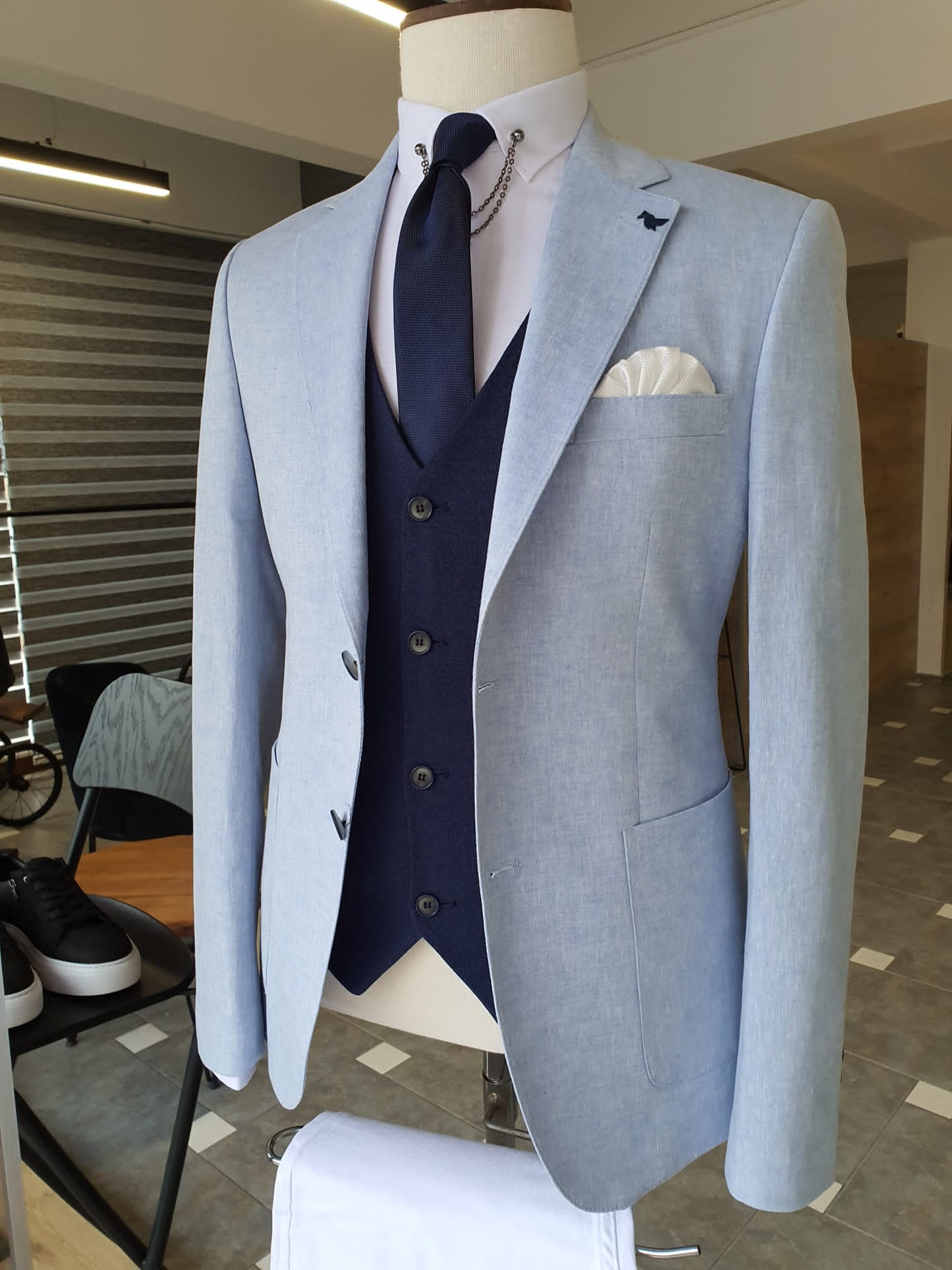 Berton Blue Slim Fit Notch Lapel Linen Suit