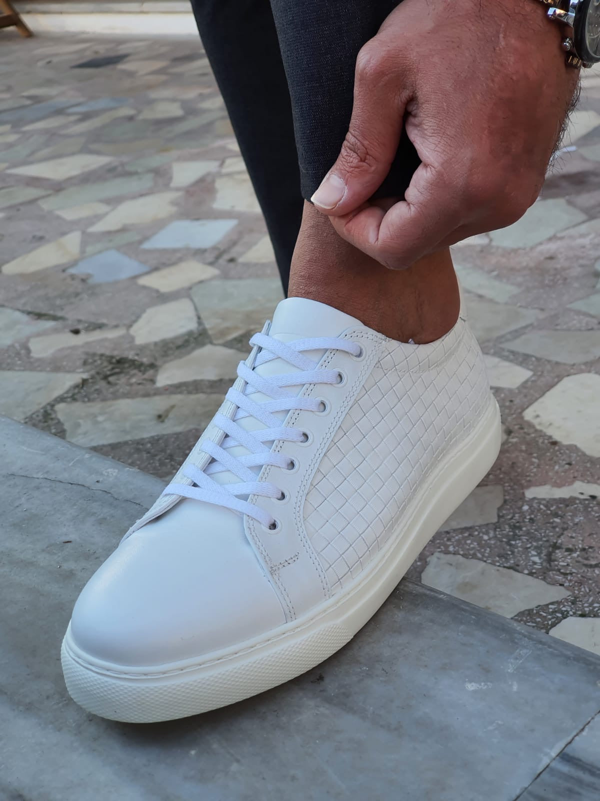 Montreal White Low-Top Sneakers – BRABION