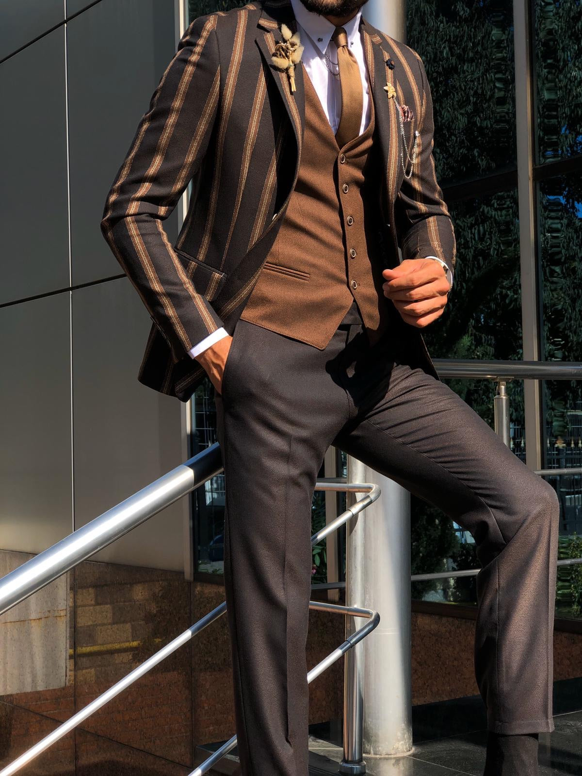 Eva Dark Blue Slim Fit Striped Suit