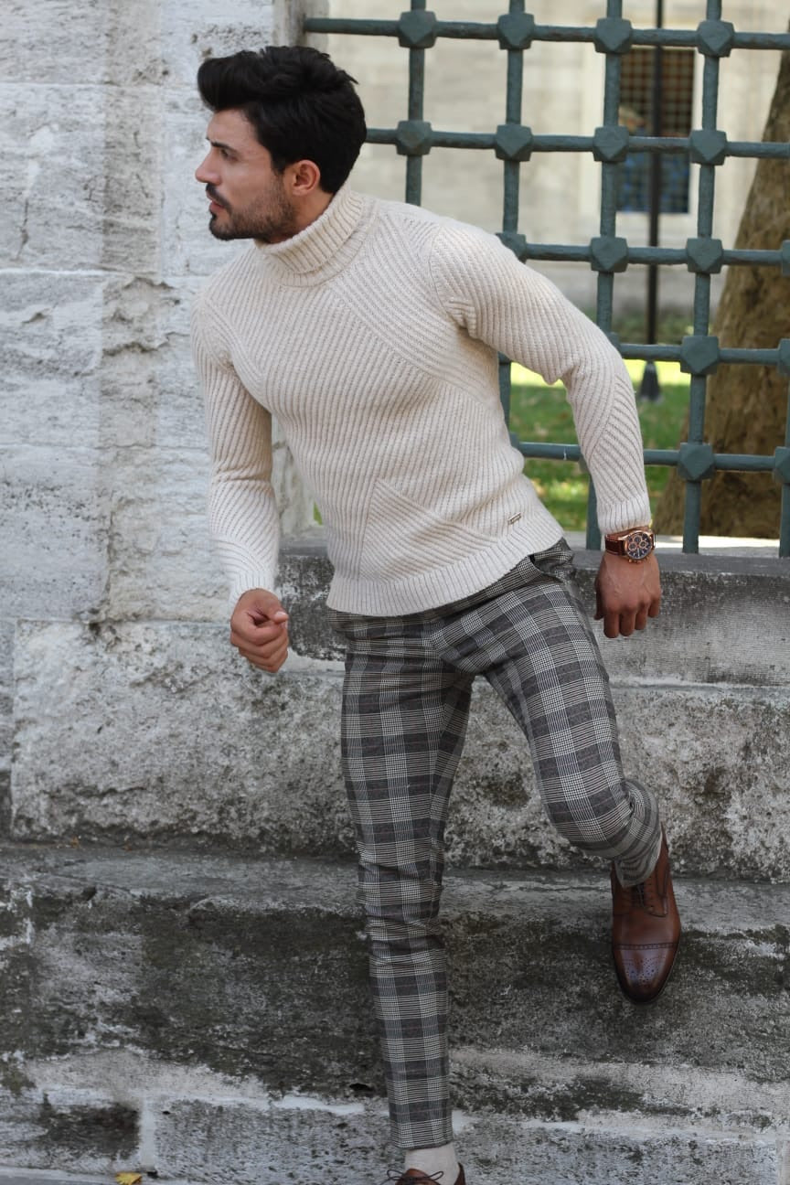 The Comeback of Plaid Trousers this summer season. Plaids all the way. | Plaid  pants outfit, Pants outfit men, Smart casual outfit