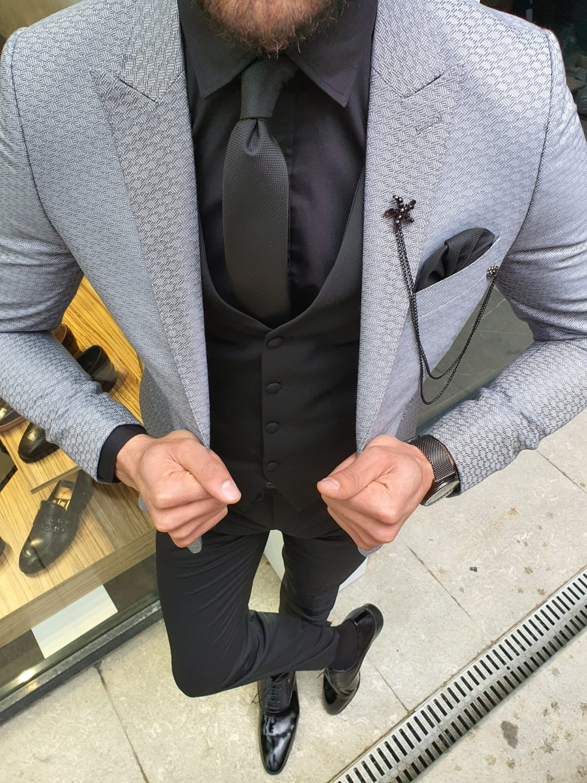 VillaNova Gray Slim Fit Patterned Suit