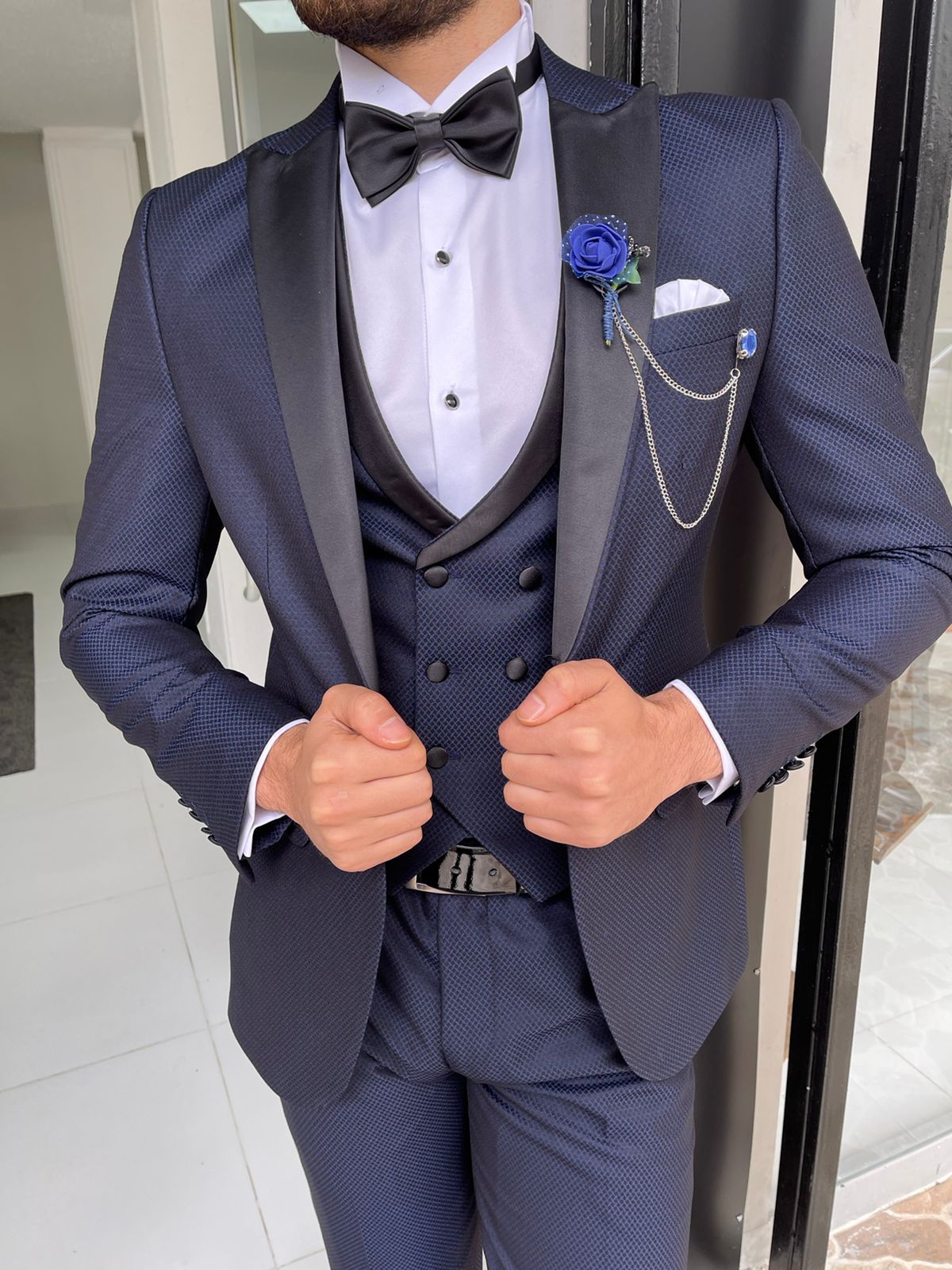 Capel Navy Blue Slim Fit Peak Lapel Wool Tuxedo