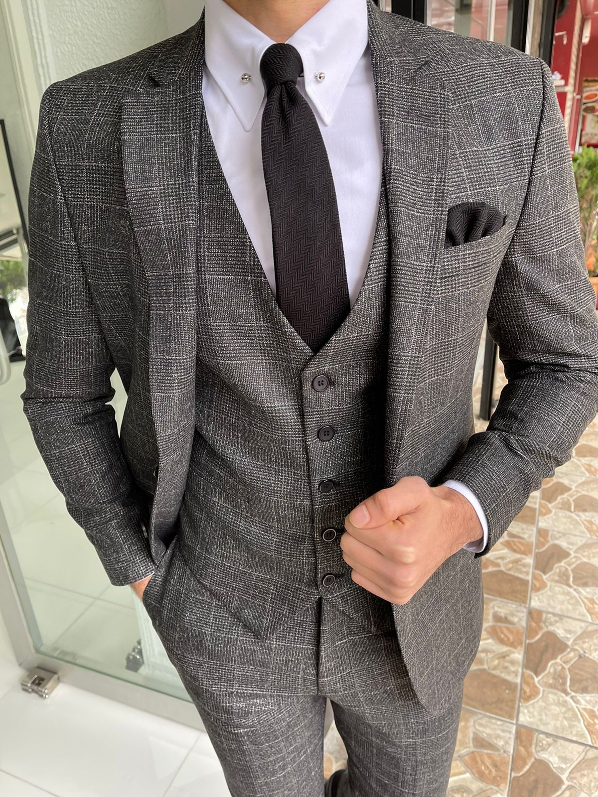 Bergen Black Slim Fit Notch Lapel Plaid Wool Suit – BRABION
