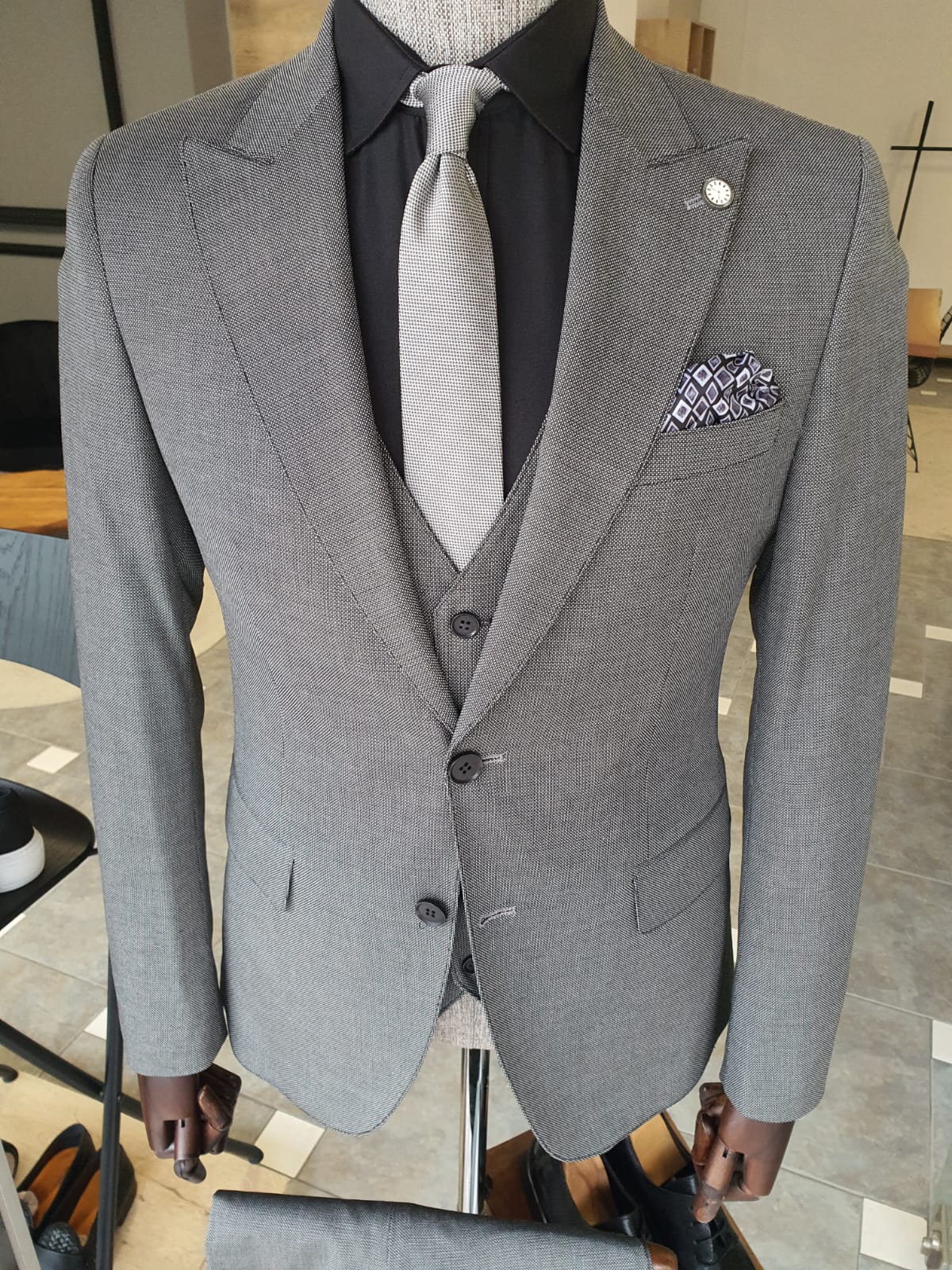 Acacia Gray Slim Fit Peak Lapel Suit – BRABION