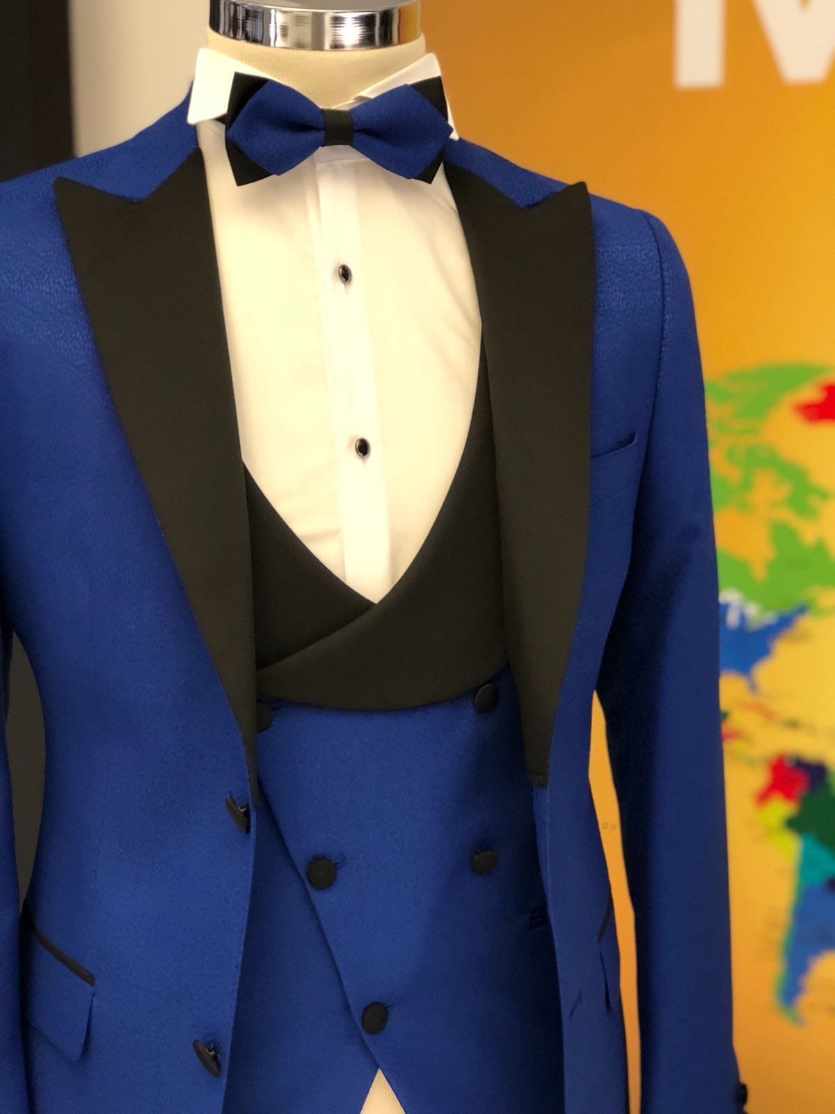 Slim-Fit Tuxedo Suit Navy-Blue