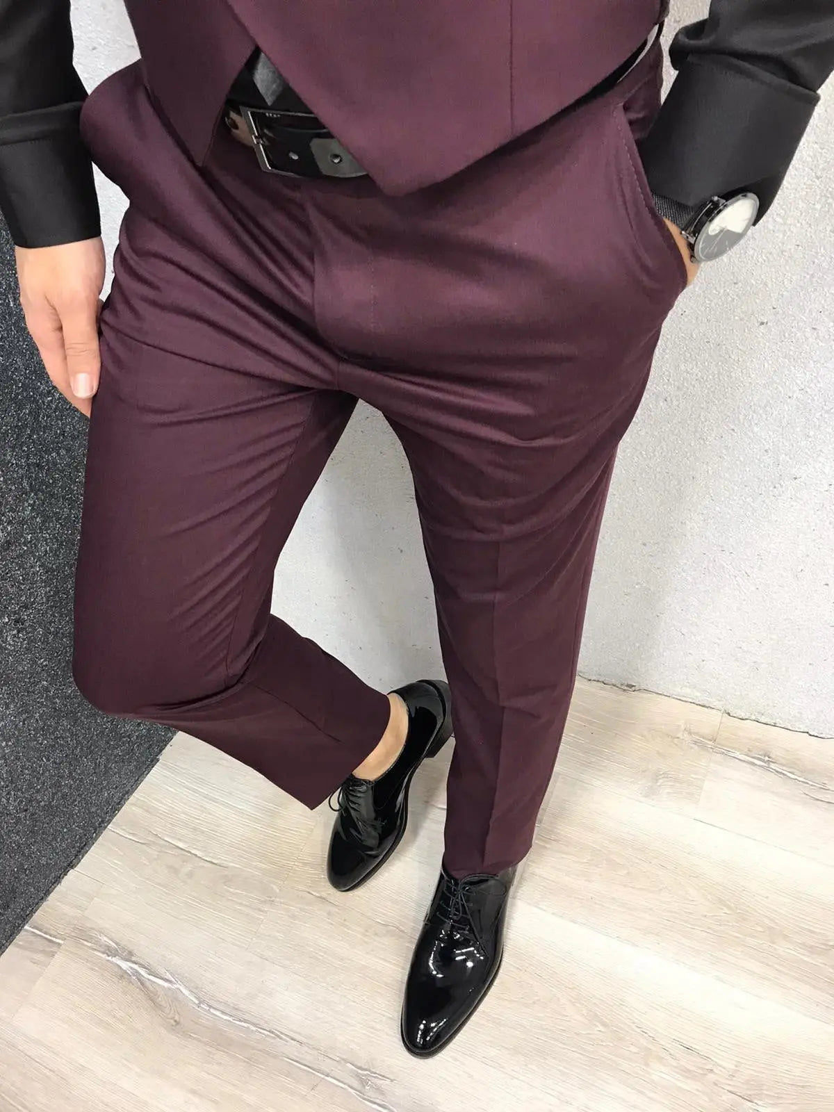 Wanker Burgundy Slim Fit Wool Suit | Perfect for Business & Weddings BRABION Wanker Burgundy Slim Fit Wool Suit | Perfect for Business & Weddings BRABION