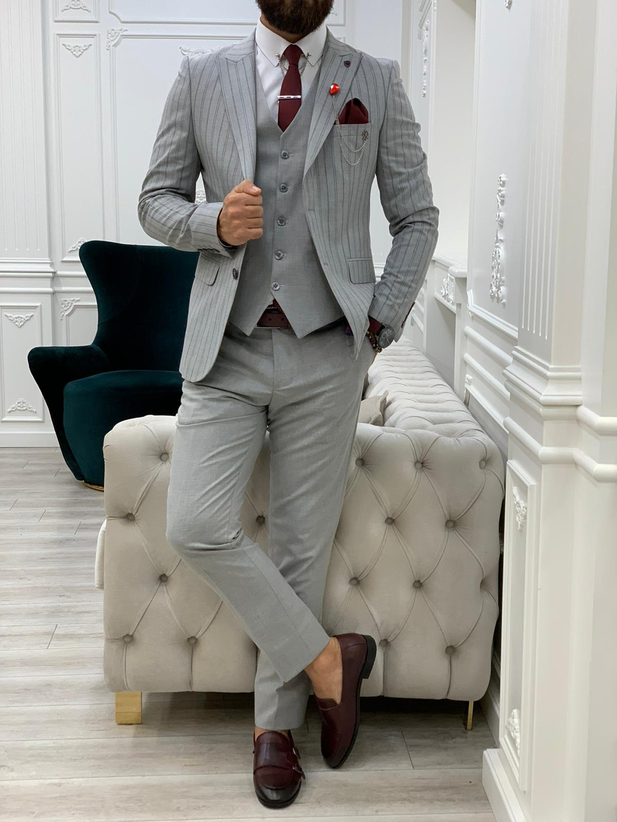 Lambrusco Dark Gray Slim Fit Peak Lapel Striped Suit