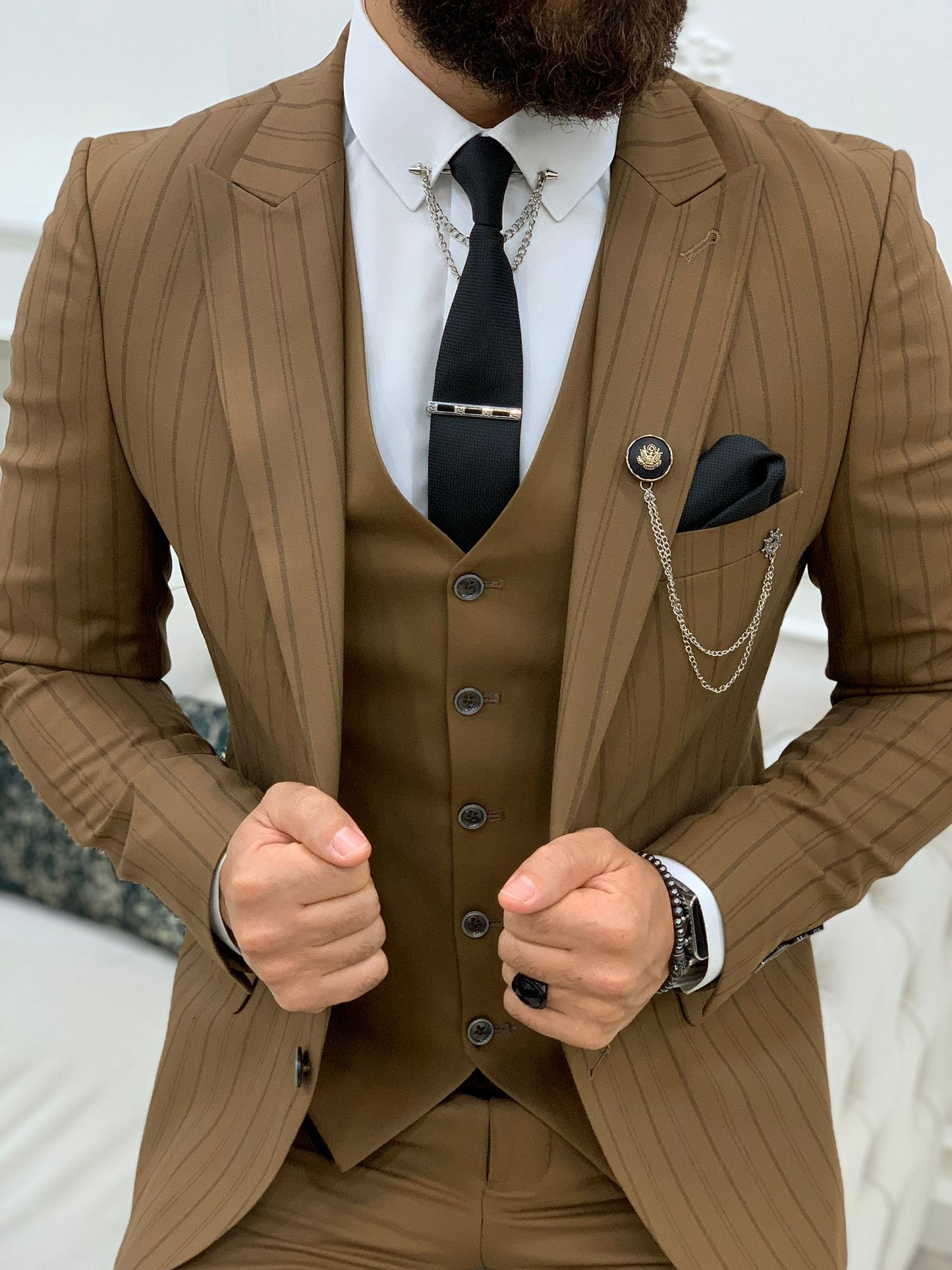 Barrua Brown Slim Fit Peak Lapel Striped Suit