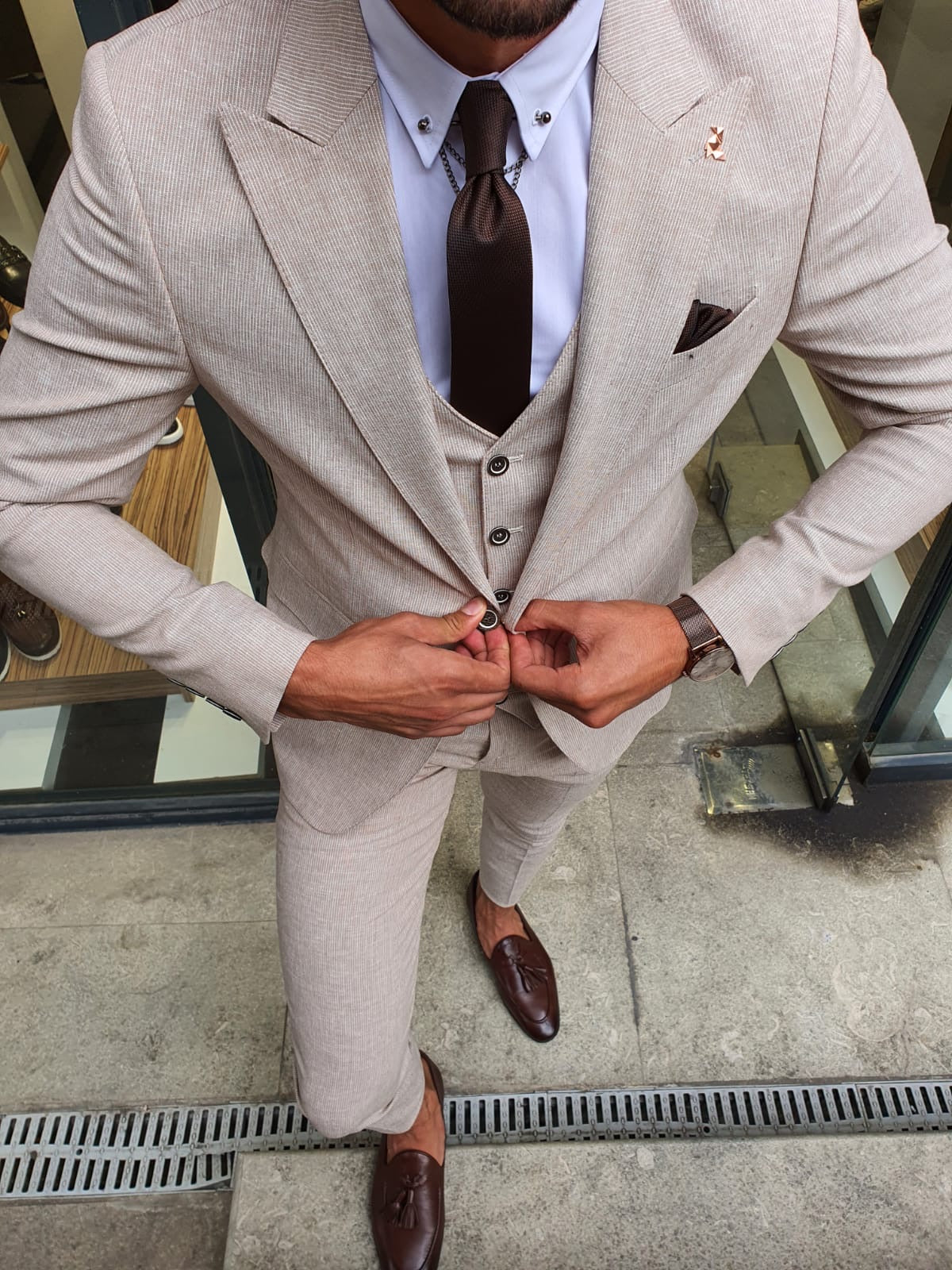 Mobile Beige Slim Fit Pinstripe Suit