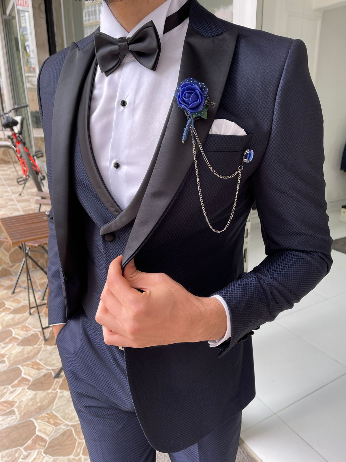 Capel Navy Blue Slim Fit Peak Lapel Wool Tuxedo